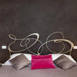 3* Couette-café Town House Fontana Di Trevi