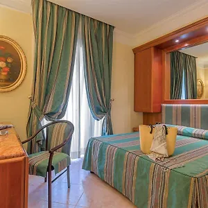 4* Hotel Raeli Luce